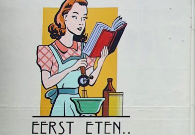 Muurschildering Eerst Eten op de Heuvel in Oosterhout